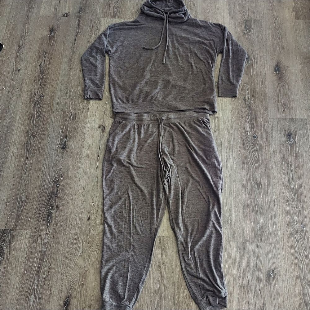 Maurices Grey Jogger/Lounge Set XL - Picture 2 of 8